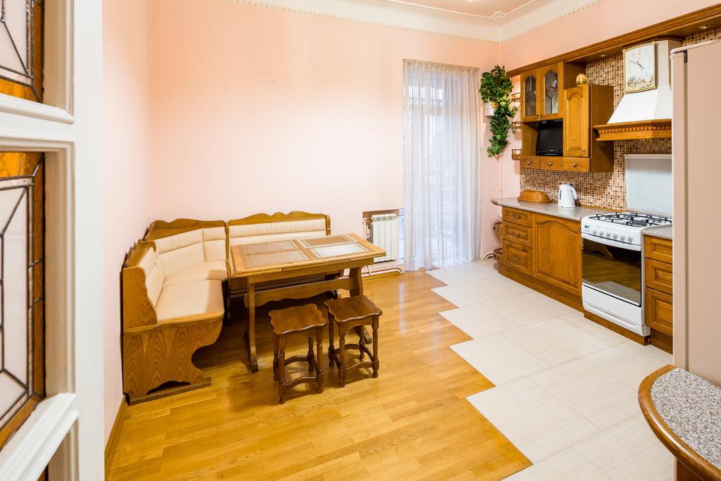 Do Lvova Central Apartments المظهر الخارجي الصورة